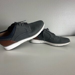 Men’s Sonoma Ortholite ECO shoes size 10 MED.  Worn once.  Excellent condition.